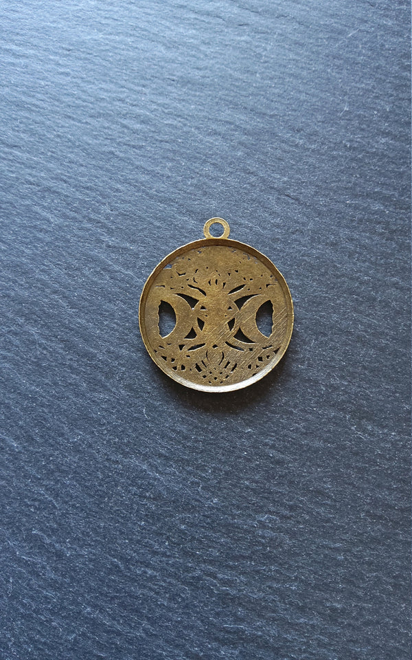 4 or 20 Round Triple Moon Pentagram Charms Antique Bronze Tone Alloy 34x39mm