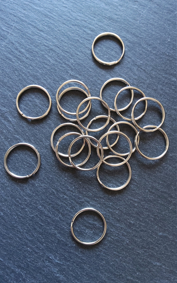 50 Round 20mm, 24mm or 25mm Silver Tone Split Rings for Keyrings