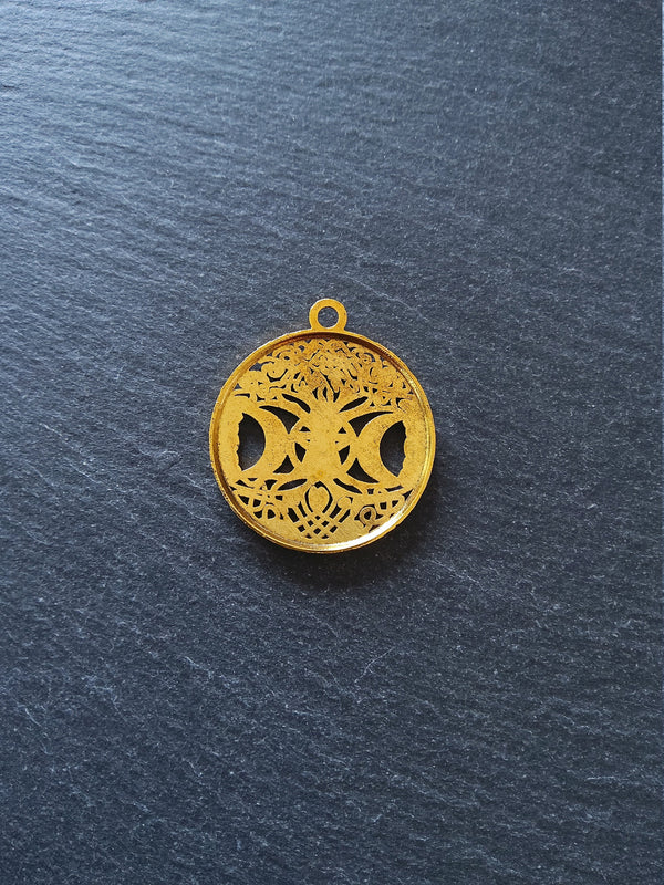 4 or 20 Round Triple Moon Pentagram Charms Antique Gold Alloy 34x39mm