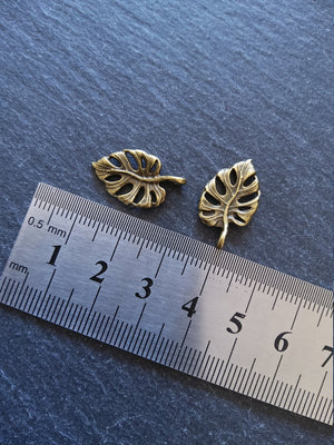10 or 50 Antique Bronze Swiss Cheese Plant Leaf Charms Monstera Deliciosa 20x12mm