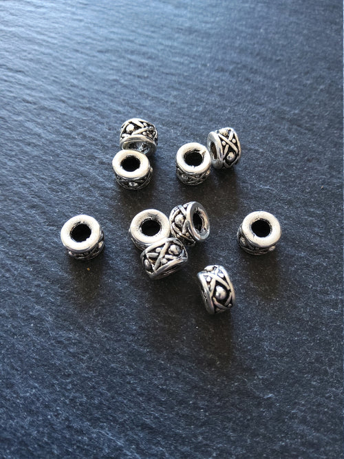 8 or 40 Antique Silver Tone 7mm Round Patterned Drum Spacer Beads 7x4.6mm Hole: 3.2mm