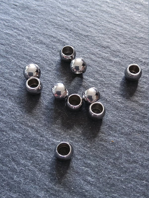 20 or 100 Stainless Steel 5mm Barrel Beads Smooth Solid Round Spacer with 3.2mm Hole