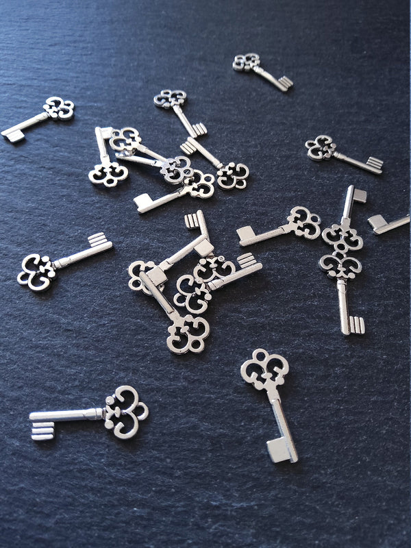 20 or 100 Antique Silver Tone Key Charms 21x10mm 1.5mm Thick