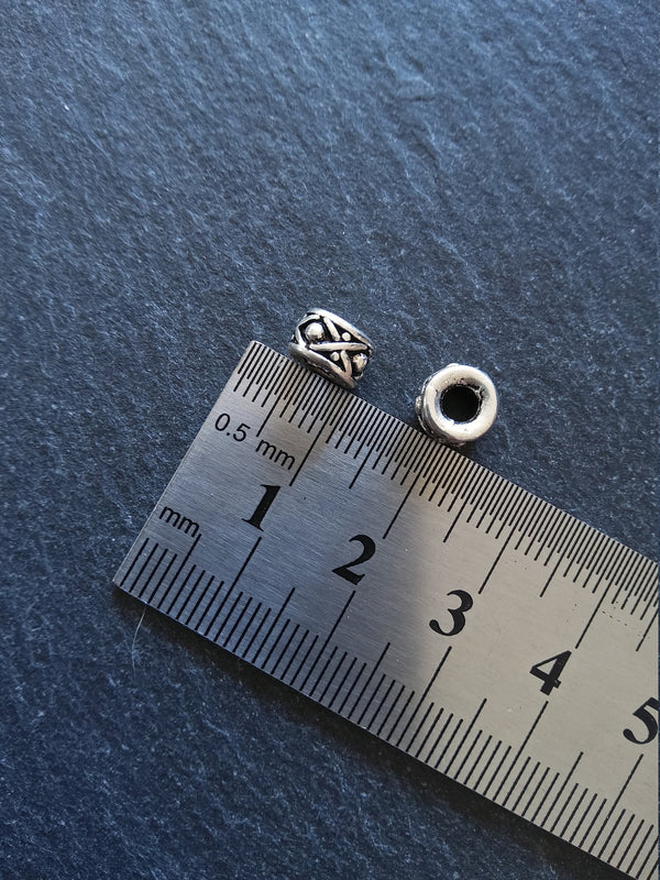 8 or 40 Antique Silver Tone 7mm Round Patterned Drum Spacer Beads 7x4.6mm Hole: 3.2mm