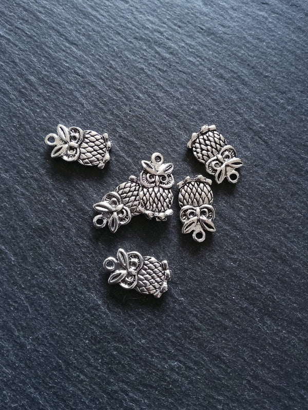 8 or 40 Owl Charms Antique Silver Tone Double Sided 20x11mm