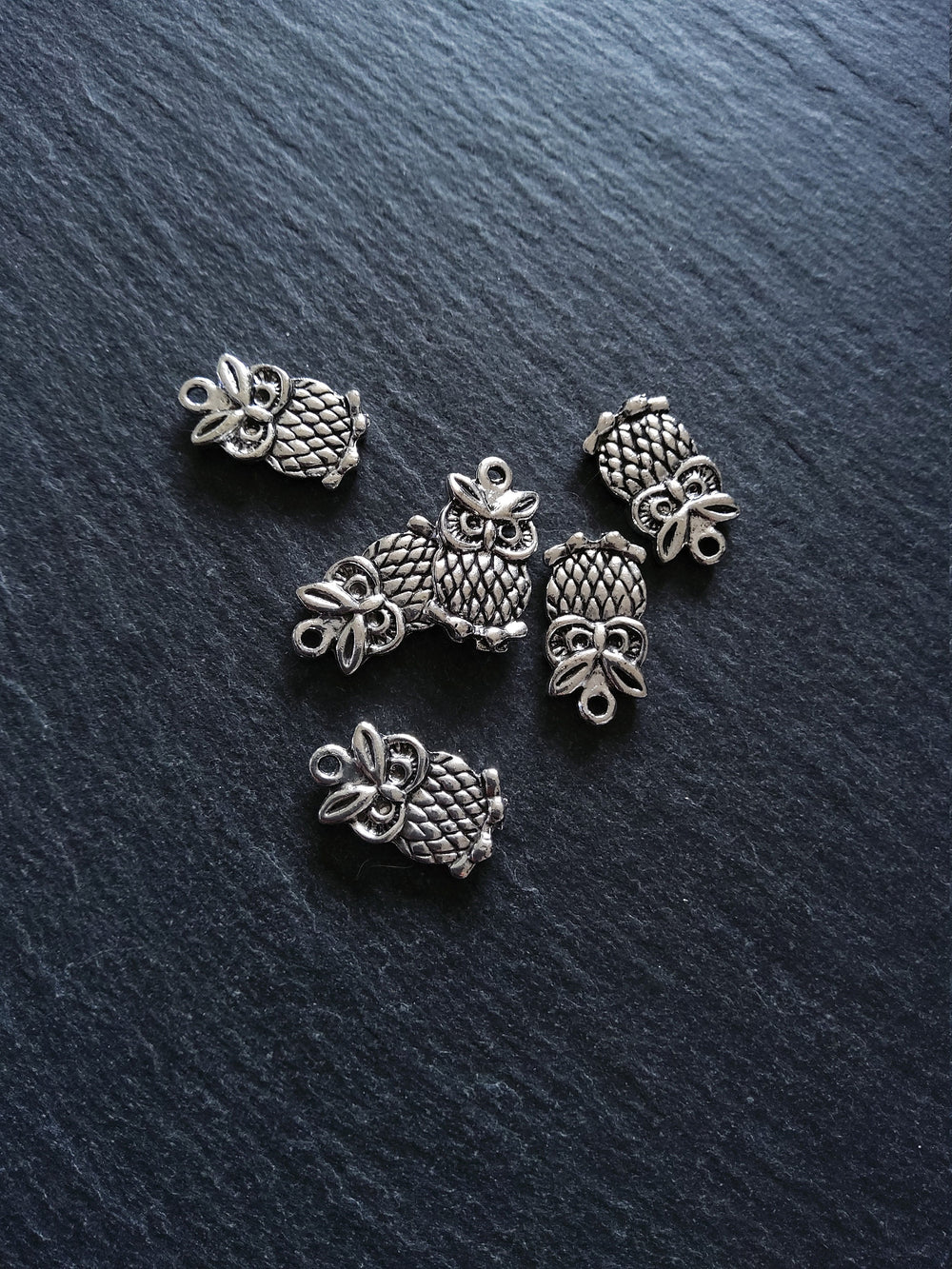 10 or 50 Owl Charms Antique Silver Alloy Double Sided 20x11x3mm