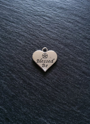 10 or 50 Blessed Be Pentacle Heart Shaped Charms Antique Silver Tone 19x19mm