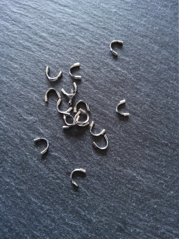 316 Surgical Stainless Steel Wire Guardians 6.5x5x1.5mm, Hole: 0.7mm