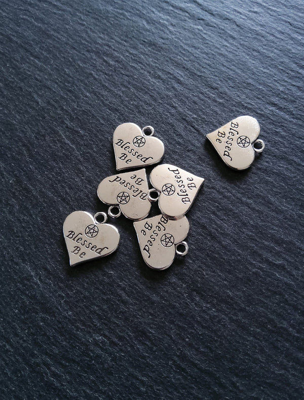 10 or 50 Blessed Be Pentacle Heart Shaped Charms Antique Silver Tone 19x19mm