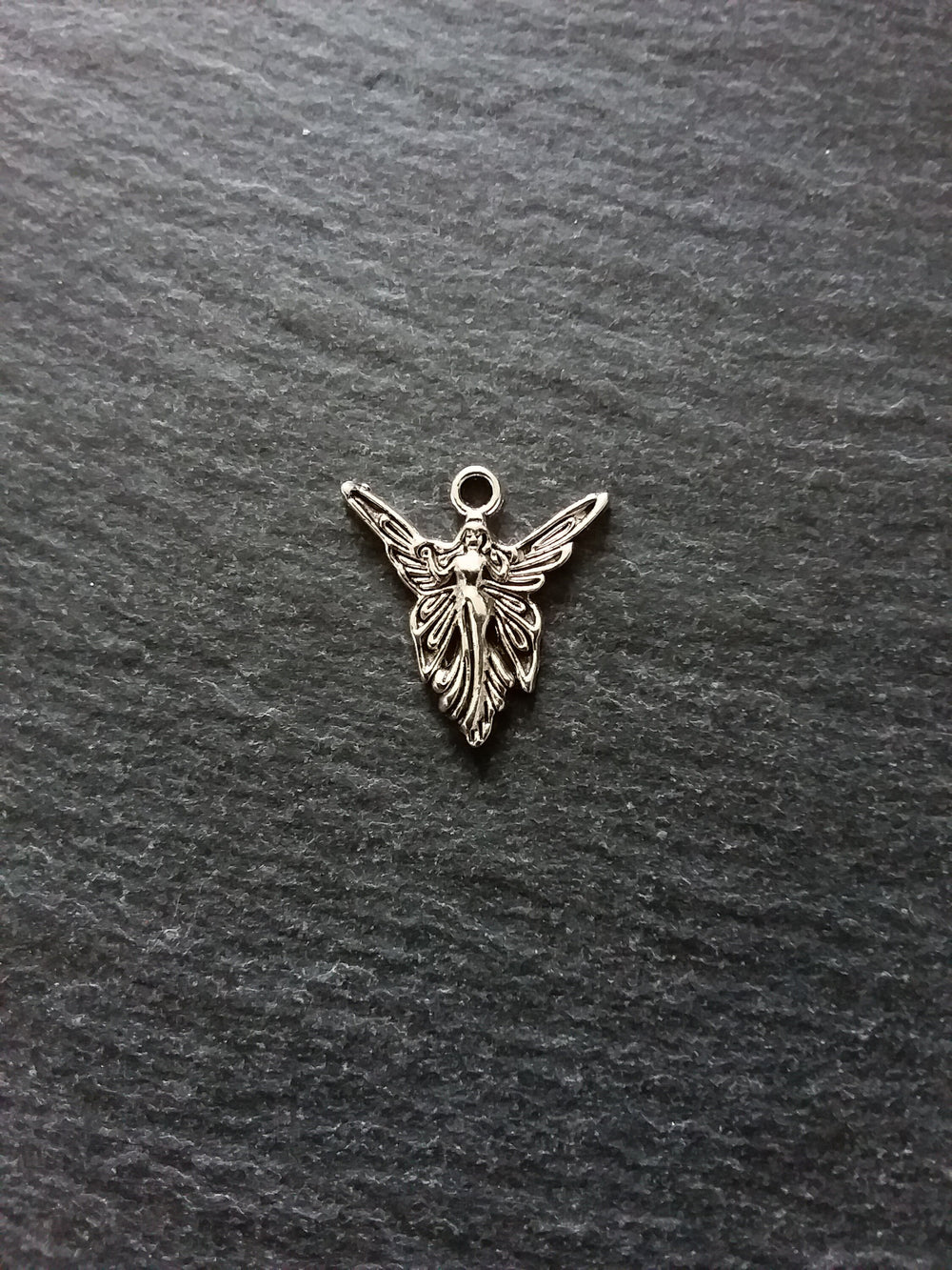 10 or 50 Angel or Fairy Charms Antique Silver Alloy 20x19mm Nickel FREE