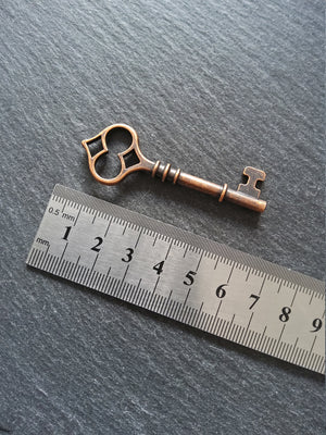 2 or 10 Antique Copper Key Pendants 60x21x4.5mm
