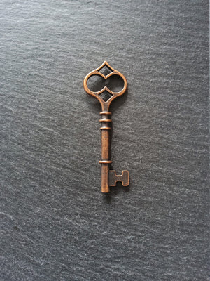 2 or 10 Antique Copper Key Pendants 60x21x4.5mm