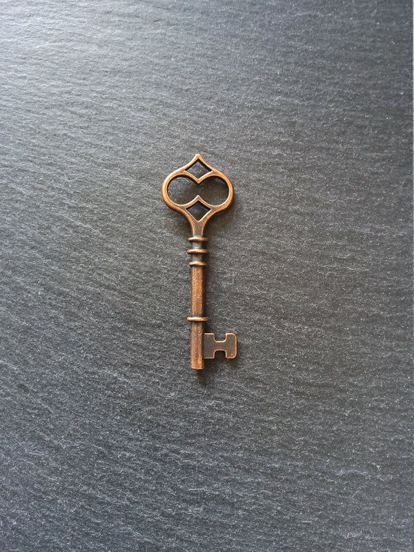 2 or 10 Antique Copper Key Pendants 60x21x4.5mm