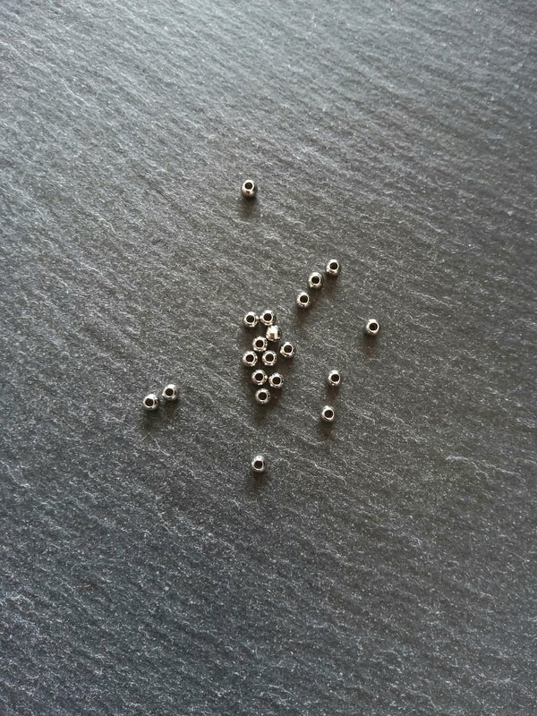 40 or 200 Stainless Steel 3mm Smooth Solid Round Spacer Beads 1mm Hole