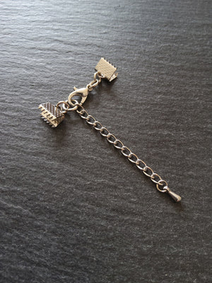 5 Antique Silver Tone Crimp End Sets for Chokers & Bracelets. Various Sizes