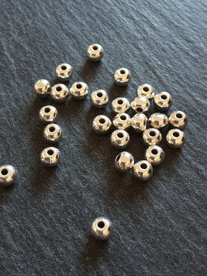 40 or 200 Silver Tone 5mm Solid Round Alloy Ball Spacer Beads 1.5mm Hole. Nickel FREE