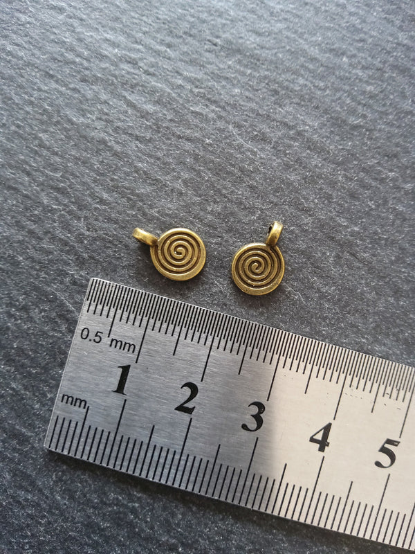 20 or 100 Round Swirl Charms Antique Bronze Tone 12x8x1.5m Nickel FREE