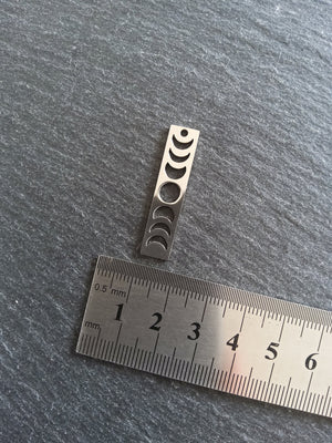 2 or 10 Stainless Steel Phases of the Moon Pendants Flat 35x8x1mm