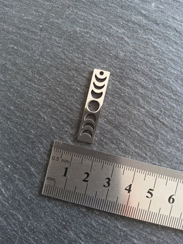 2 or 10 Stainless Steel Phases of the Moon Pendants Flat 35x8x1mm
