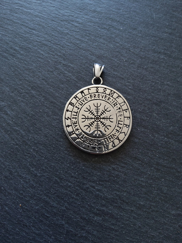 Large Round Wolf & Vegvísir Wayfinder compass Pendant Stainless Steel 45x39.5mm - ContentedCatz
