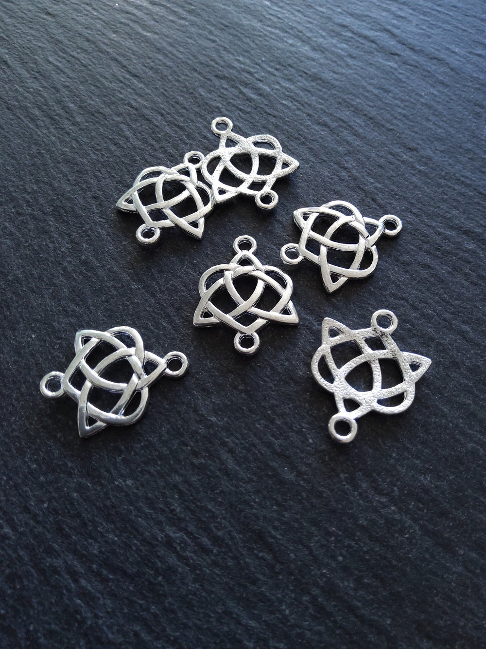 10 or 50 Celtic Knot Connector Charms Bright Silver Plated 25x19mm