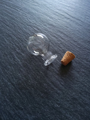 4 or 20 Little Clear Glass Bottles with Cork Stopper Size 23x16mm