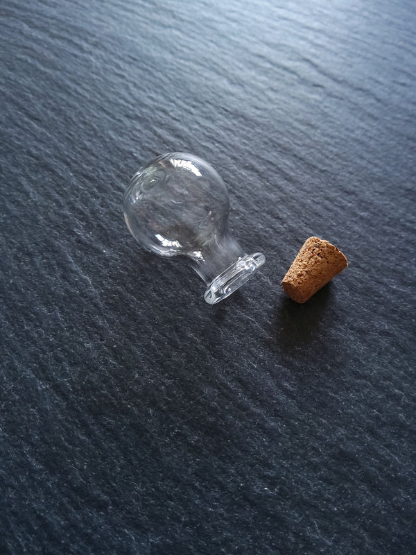 4 or 20 Little Clear Glass Bottles with Cork Stopper Size 23x16mm