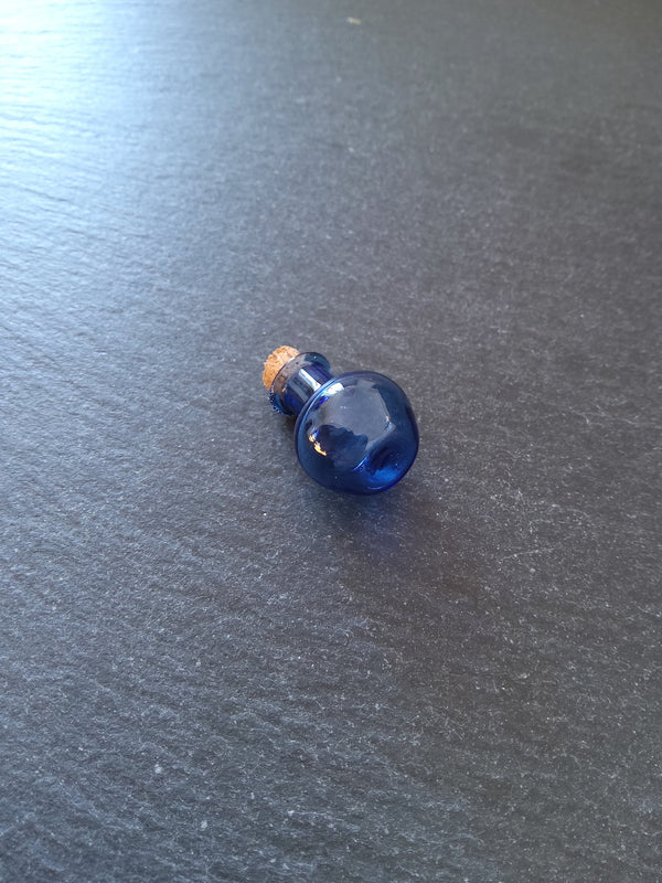 2 or 10 Little Glass Bottles Cobalt Blue with Cork Stopper Size 18x23mm