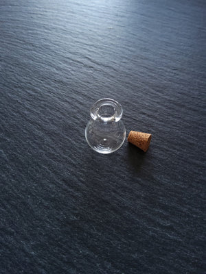 4 or 20 Little Clear Glass Bottles with Cork Stopper Size 23x16mm