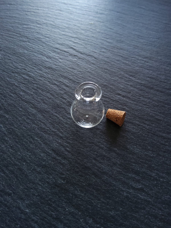 4 or 20 Little Clear Glass Bottles with Cork Stopper Size 23x16mm