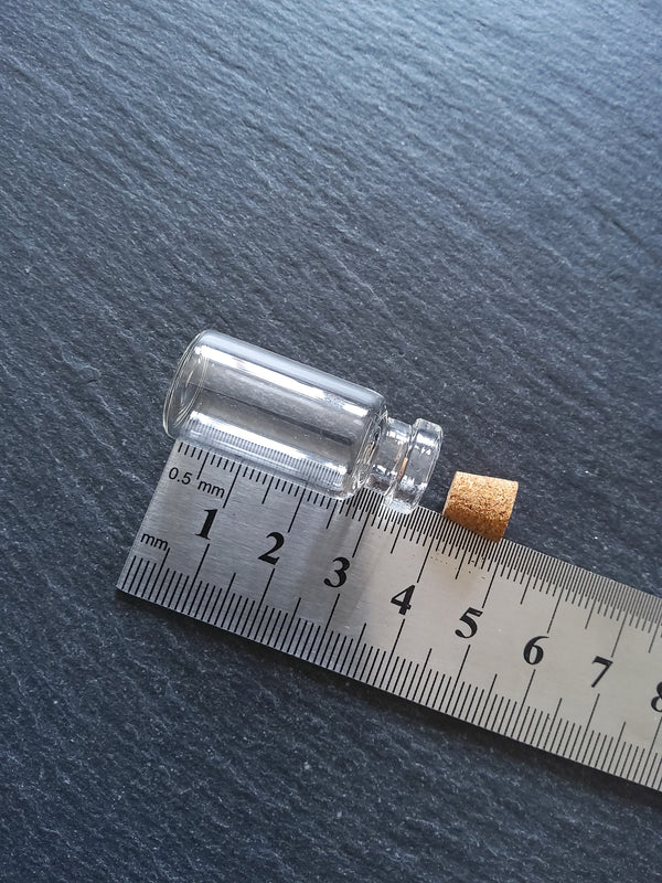 10 Little Glass Bottles 4ml with Cork Stoppers 35x16mm (0.13 fl oz)