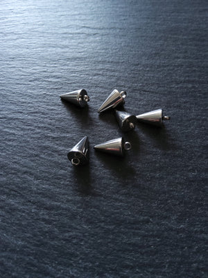4 or 20 Stainless Steel Cone Spike Charms Solid Smooth 14x7mm