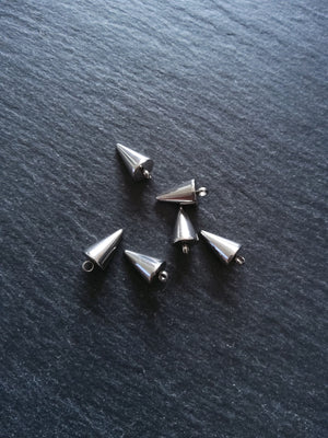 4 or 20 Stainless Steel Cone Spike Charms Solid Smooth 14x7mm
