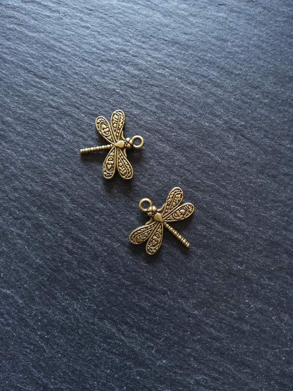 8 or 40 Dragonfly Charms Antique Bronze Tone 21x19.5mm - ContentedCatz