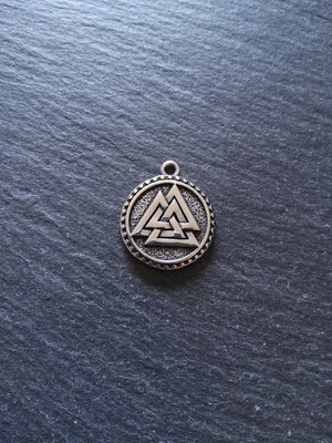 Round Norse Valknut Symbol Pendant Odin's Knot Stainless Steel 25x21x3mm