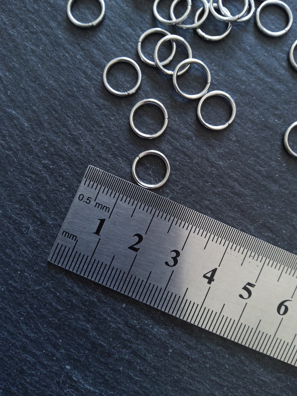 40 or 200 Stainless Steel 10mm Jump Rings Strong 1.2mm (16 gauge)
