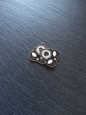 4 or 20 Silver Tone Ouija Cat Sun Planchette Charms with Black & White Enamel 26x22mm - ContentedCatz