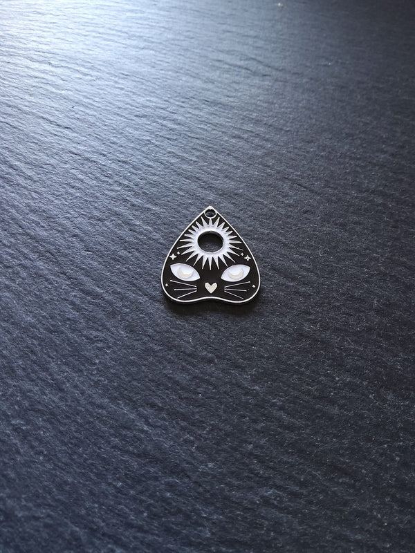 4 or 20 Silver Tone Ouija Cat Sun Planchette Charms with Black & White Enamel 26x22mm - ContentedCatz