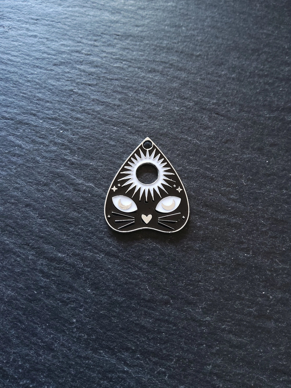 4 or 20 Silver Tone Ouija Cat Sun Planchette Charms with Black & White Enamel 26x22mm - ContentedCatz