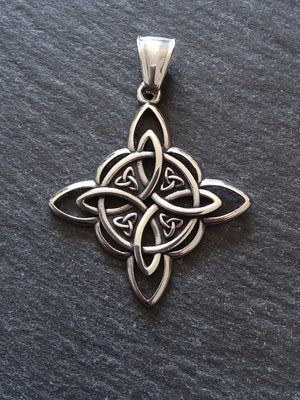 1 or 5 Stainless Steel Witches Knot Pendant 38x34x2.5mm