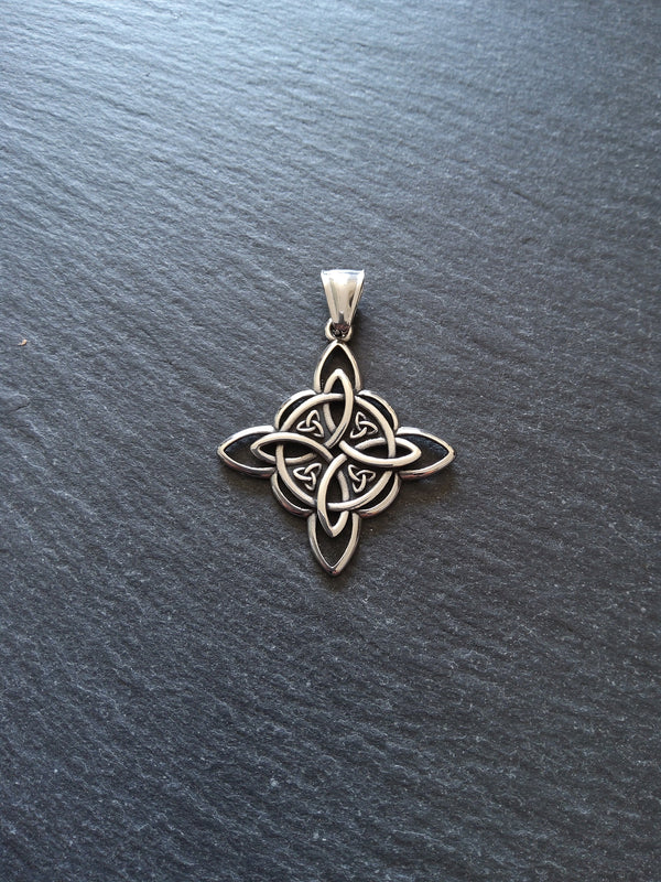 1 or 5 Stainless Steel Witches Knot Pendant 38x34x2.5mm