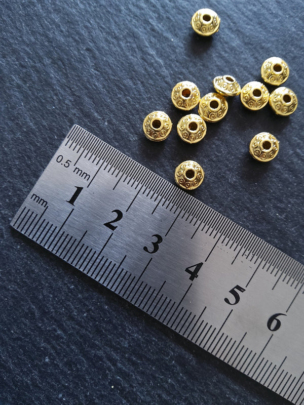 8 or 40 Genuine 18K Gold Plated 6.5mm Flying Saucer Shaped Alloy Spacer Beads. Hole: 1.5mm