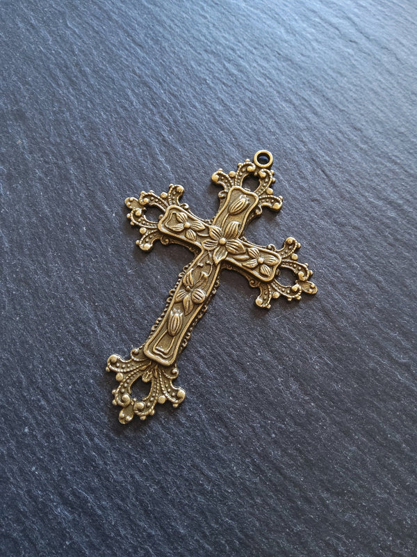 2 or 10 Large Antique Bronze Tone Crucifix Pendants Victorian Flower Pattern 74x53mm Nickel FREE