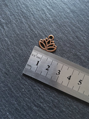 20 or 100 Antique Copper Tone 17x15mm Tone Lotus Flower Charms Nickel FREE