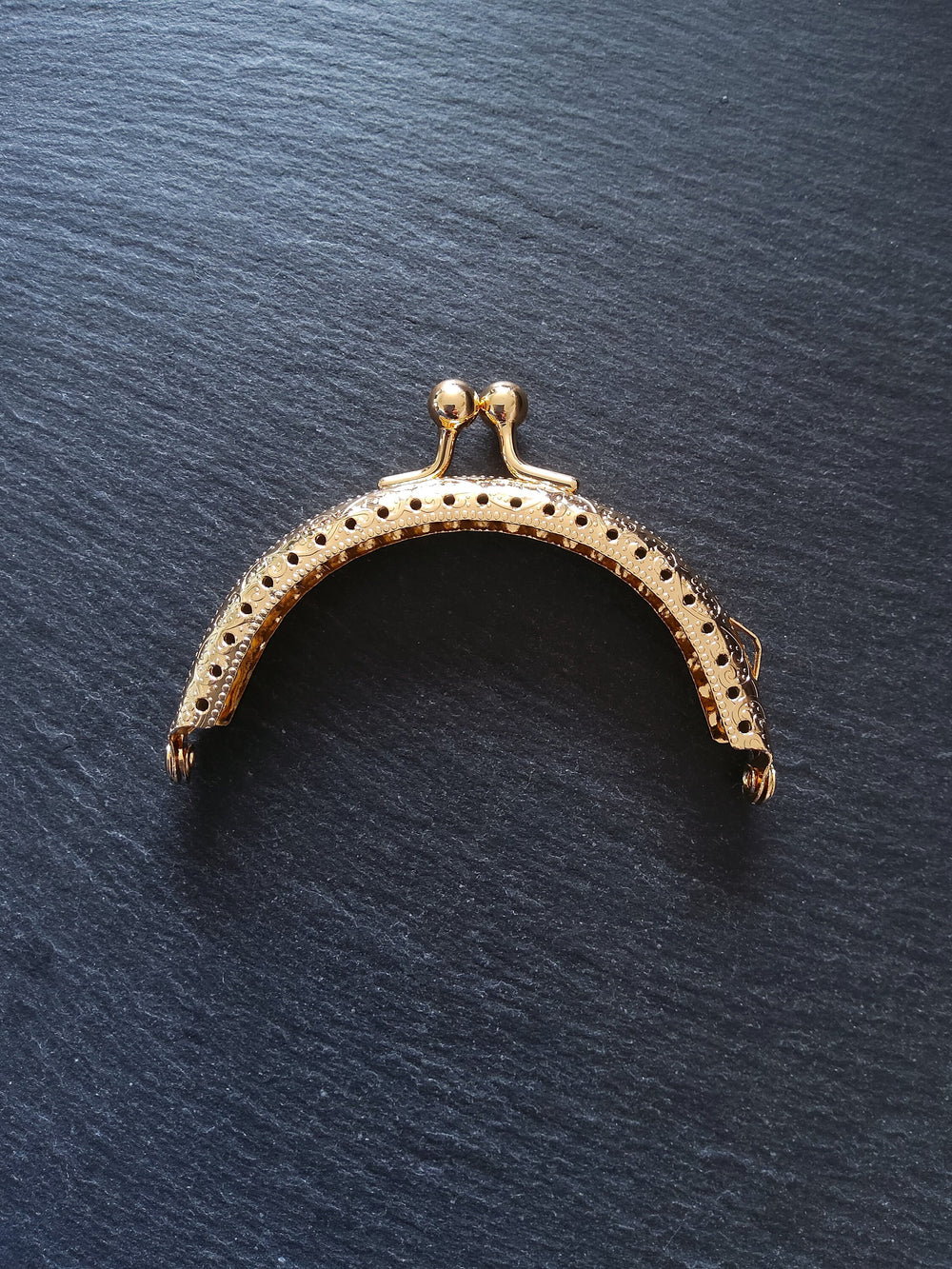Patterned Bright Gold 8.5cm Metal Arch Frame Kiss Clasp For Purse Bag (3 3/8 inch)