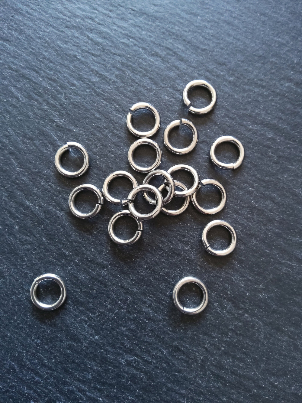 20 or 100 Stainless Steel 10mm Jump Rings Strong 1.8mm (15 gauge) Hole Size: 6.4mm