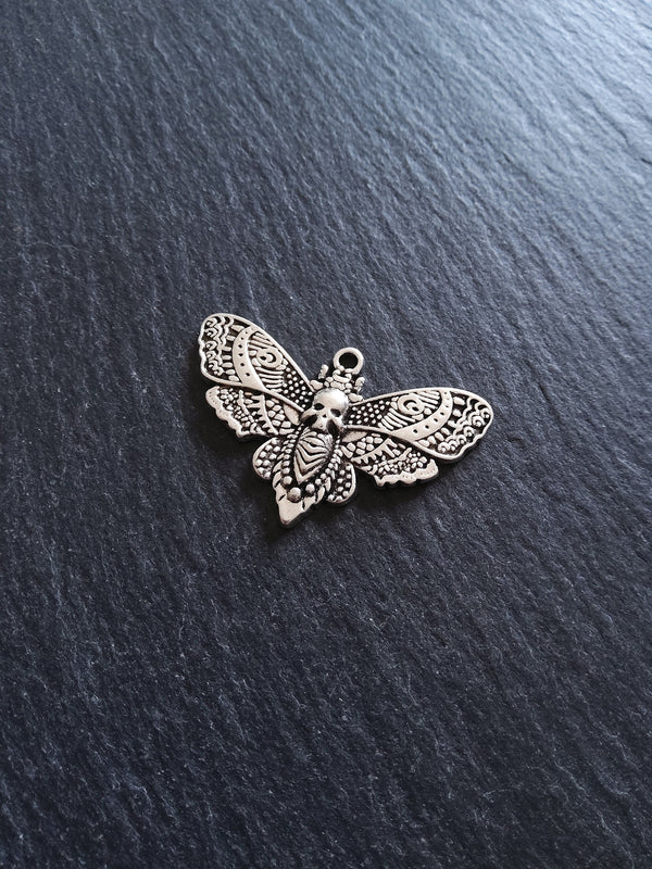 4 or 20 Large Moth Charms Antique Silver Alloy 43x27mm