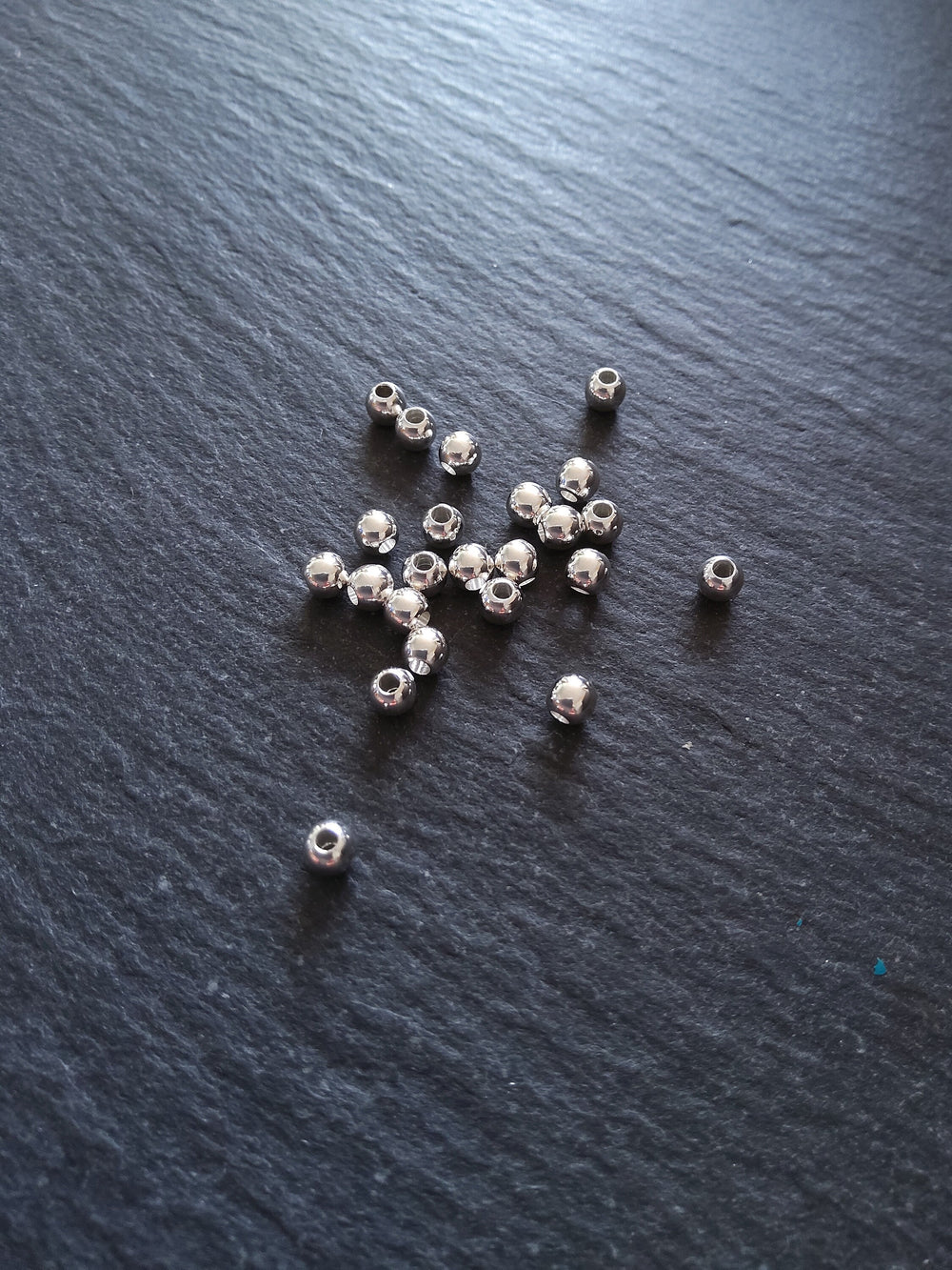10 or 50 925 Sterling Silver Plated Solid Brass 4mm Smooth Round Ball Spacer Beads 1.2mm Hole