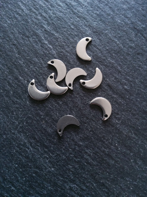 10 or 50 Stainless Steel Crescent Moon Charms 10x7x1mm