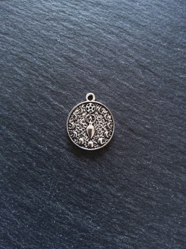 4 or 20 Phases of the Moon Goddess Charms Silver Tone Alloy 24x20mm